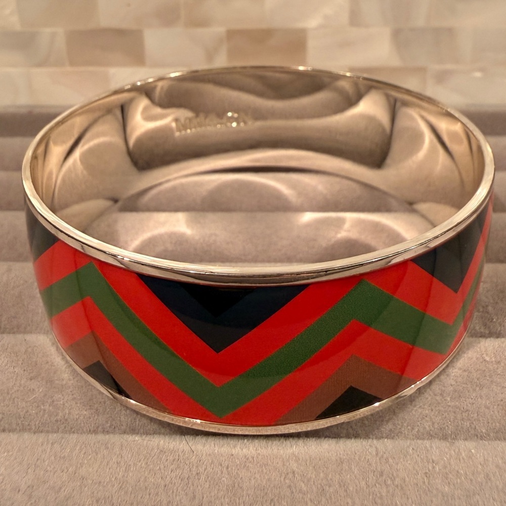 Metropolitan Museum of Art Silver Bangle Bracelet